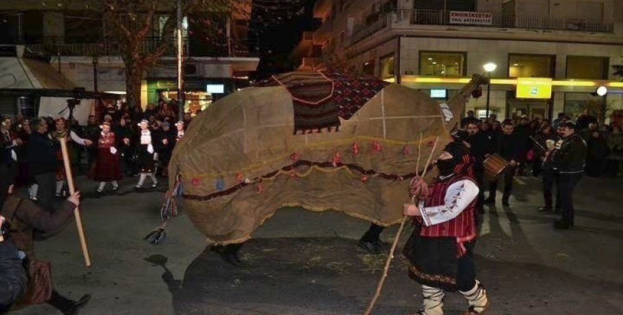 Το ανατολικορωμυλιώτικο Έθιμο της Καμήλας στα Γιαννιτσά