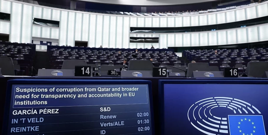 Corriere della Sera για Qatargate: Η διαδρομή του μαύρου χρήματος από Κατάρ και Μαρόκο