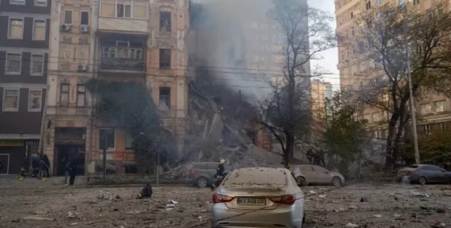 Ηχησαν και πάλι οι σειρήνες στο Κίεβο - Eπίθεση από ρωσικά drones