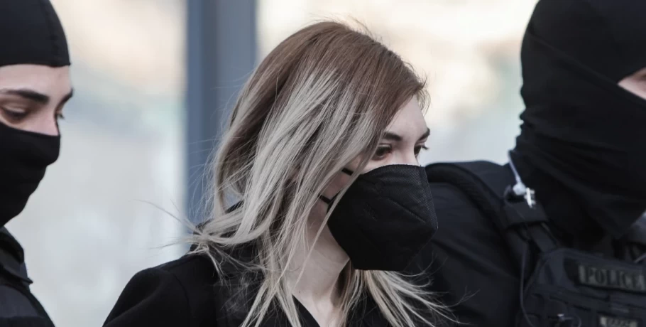 Πισπιρίγκου: Δεν έπεισε η πολύωρη απολογία της - Ξέσπασε σε κλάματα μετά την απόφαση για προφυλάκιση