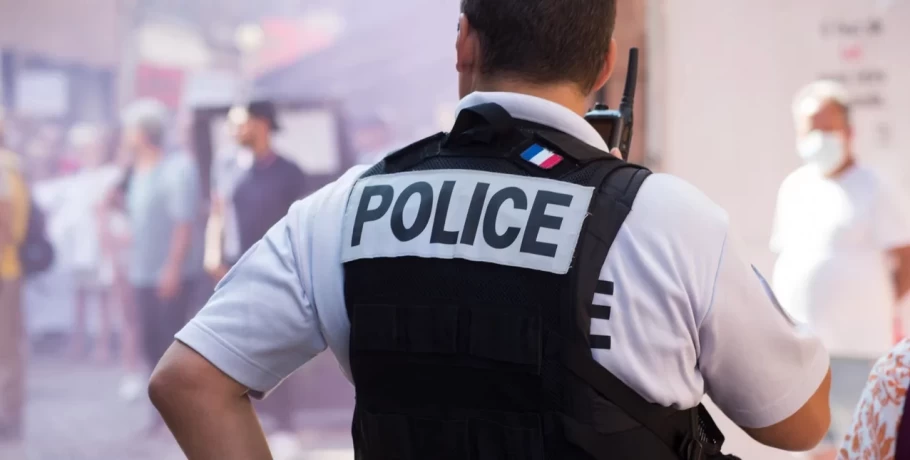 Επίθεση με μαχαίρι σε σταθμό του Μετρό στο Παρίσι