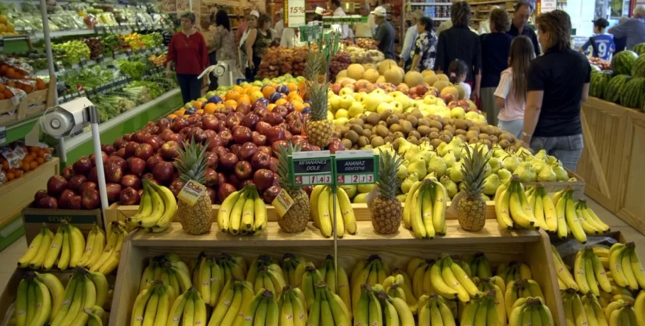 Τρόφιμα: Ο πληθωρισμός έπεσε, αλλά οι τιμές στα είδη διατροφής αυξάνονται