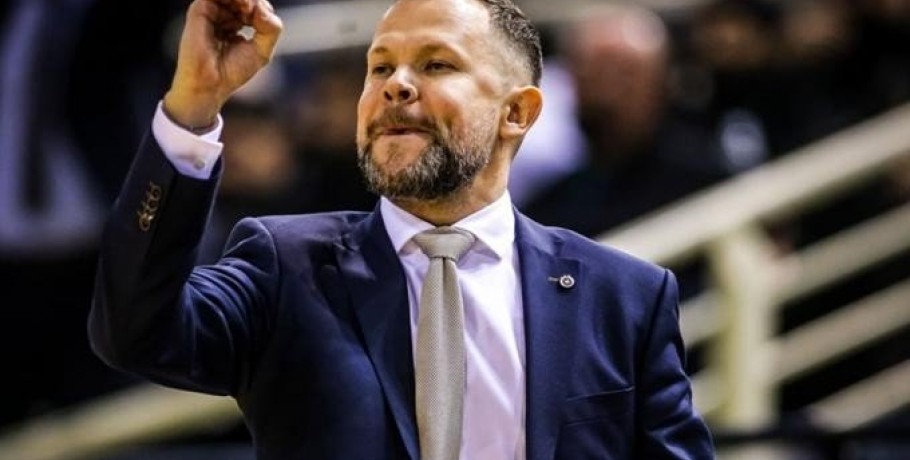 Προκαλεί ο Ζιμπένας ενόψει ΠΑΟΚ: «Φέρθηκαν άσχημα στους οπαδούς μας στη Θεσσαλονίκη...»