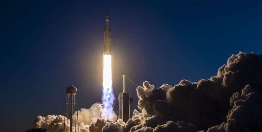 Εκτόξευση πυραύλου από τη Φλόριντα απαθανατίστηκε από τον Διεθνή Διαστημικό Σταθμό
