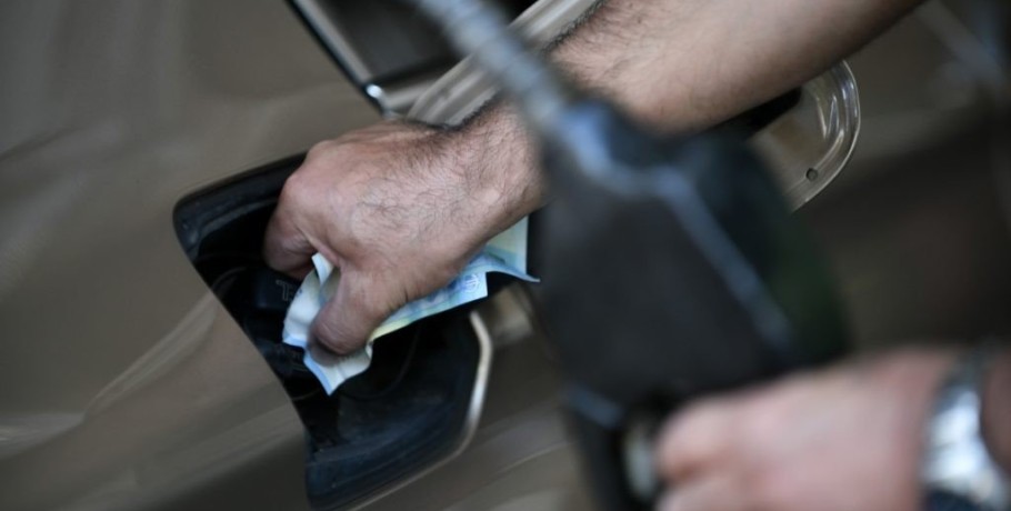 Καύσιμα: Σκαρφάλωσε ξανά η τιμή της βενζίνης – Αγγίζει τα 2 ευρώ το λίτρο