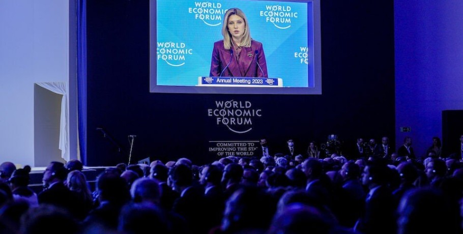 Νταβός: Η Δύση μαθαίνει να ζει χωρίς τη Ρωσία
