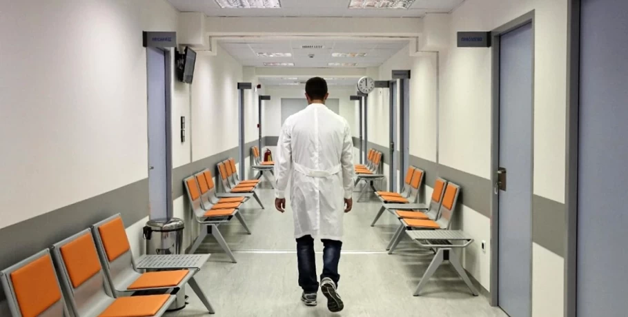Θεσσαλονίκη: Για ανθρωποκτονία με δόλο ο 56χρονος «ψευτογιατρός» και ο Γερμανός συνεργός του
