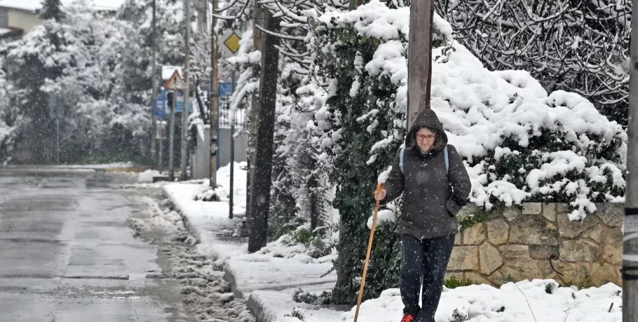 Τα αίτια που προκάλεσαν το πρόσφατο κύμα κακοκαιρίας - αναλύει ο καθηγητής Φυσικής Αθανάσιος Αργυρίου