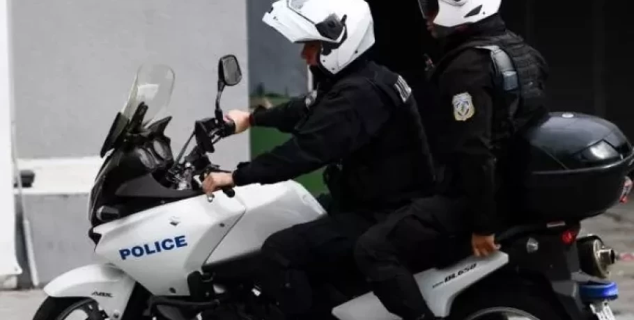 Νεαρός αλλοδαπός προσποιούταν τον αστυνομικό - Σταμάτησε πολίτη για έλεγχο