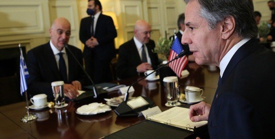 Νίκος Δενδιας: Στο νοσοκομείο μετά τη συνάντηση με Μπλίνκεν