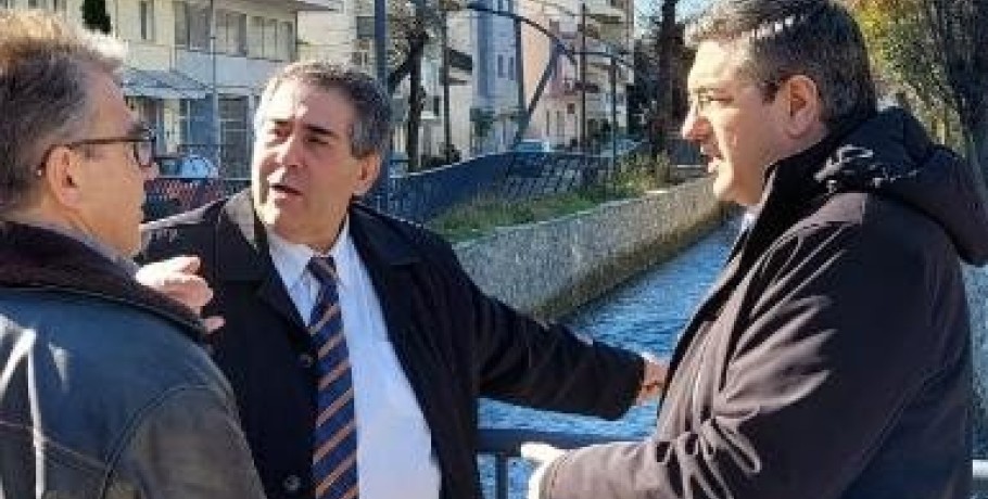 Βόλτα Τζιτζικώστα στον Εδεσσαίο ποταμό