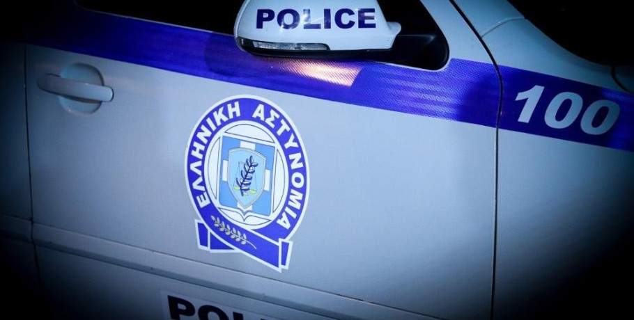 Θεσσαλονίκη: Απειλούσε με όπλο την ανιψιά για να παντρευτεί τον γιο του και ασελγούσε σε βάρος της