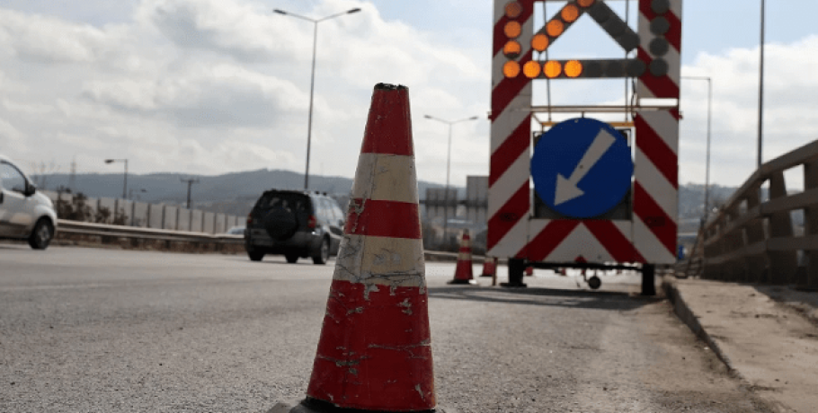 Εργασίες τοποθέτησης στηθαίων ασφαλείας στην Παλαιά Εθνική Οδό 65 Θεσσαλονίκης - Κιλκίς