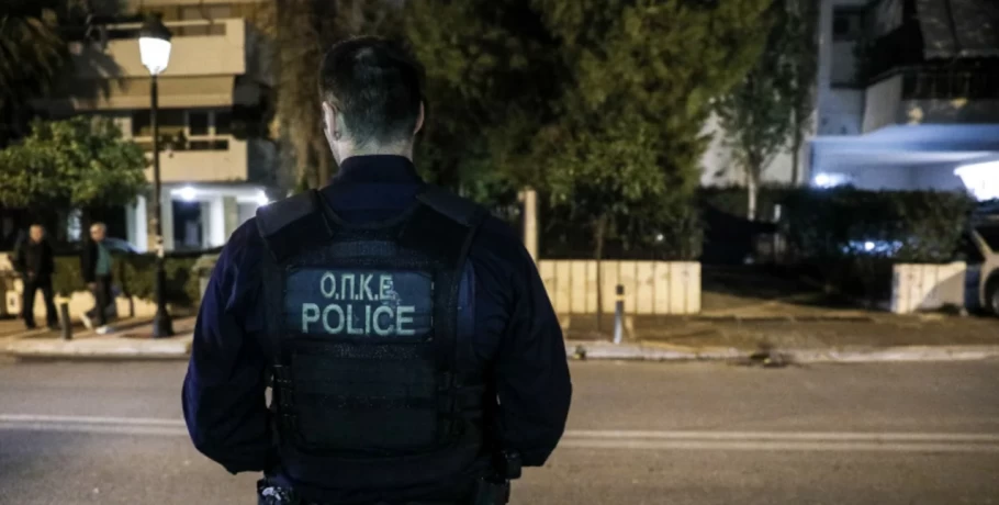 Σεσημασμένος ληστής είχε «στρατοπεδεύσει» δίπλα σε σπίτι υπουργού -Συνελήφθη από την ΟΠΚΕ