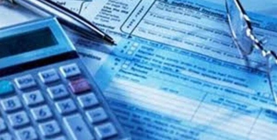 Φορολογικές δηλώσεις 2023: Πέντε «κλειδιά» που ξεκλειδώνουν φορο-εκπτώσεις