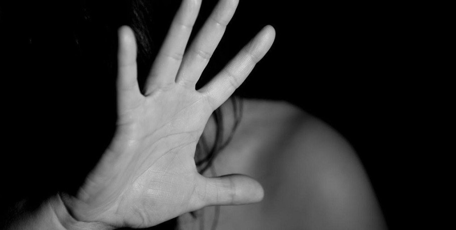 Σοκάρει η καταγγελία 32χρονης για σεξουαλική επίθεση κοντά σε σχολείο