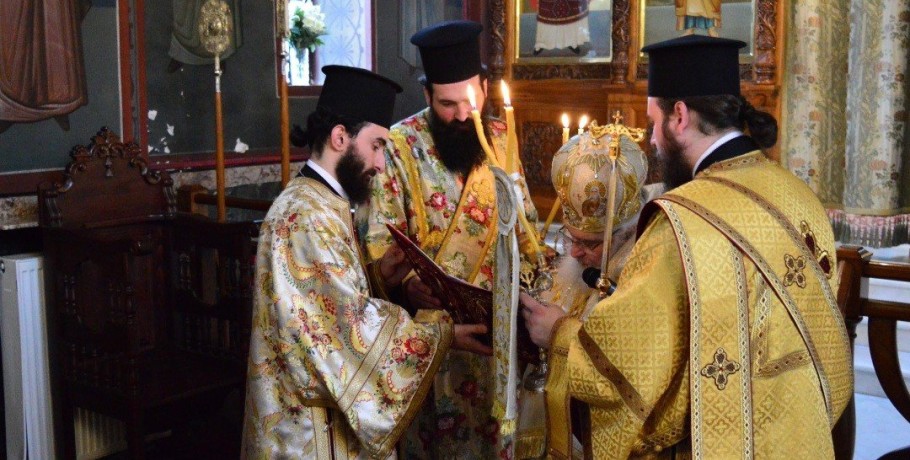 Τίμησε τα θύματα των Τεμπών ο Μητροπολίτης Ιωήλ