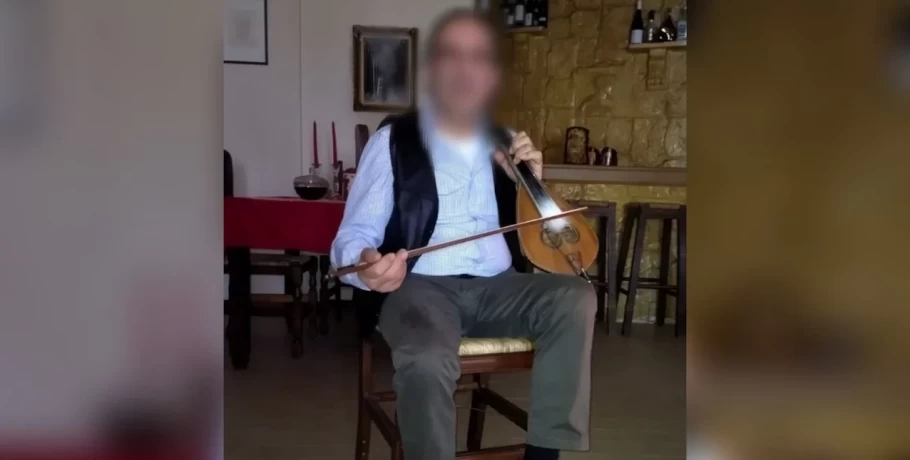 Αποκαλύψεις-σοκ για τον λυράρη που βίαζε και εξέδιδε ανήλικο αγόρι, γιο φίλων του -Αναζητείται και γιατρός