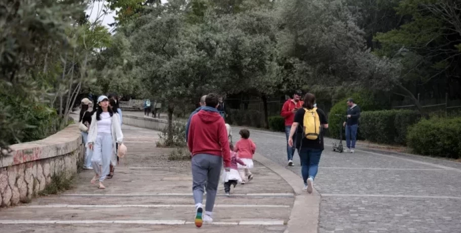 Κορωνοϊός: 70 θάνατοι και 96 διασωληνωμένοι την προηγούμενη εβδομάδα