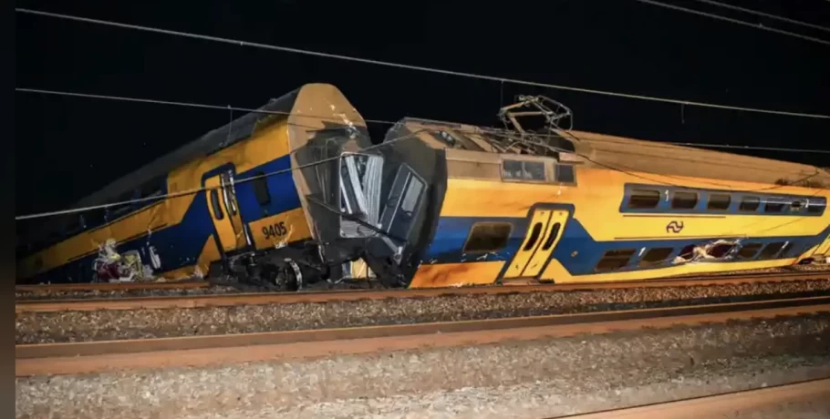 Ένας νεκρός και 30 τραυματίες από τον εκτροχιασμό τρένου στην Ολλανδία