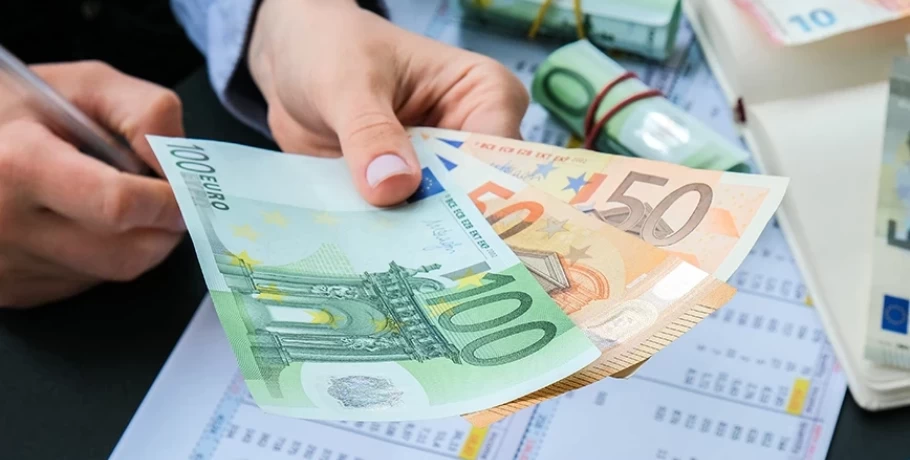 ΕΦΚΑ: Αντίστροφη μέτρηση για να ανοίξει η πλατφόρμα των 72 και 120 δόσεων για ρύθμιση χρεών