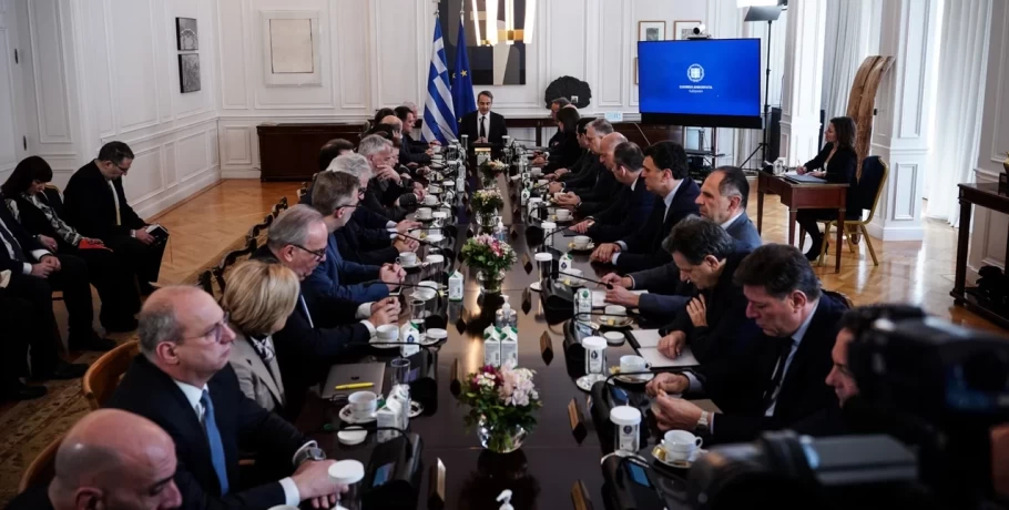 Τελευταίο υπουργικό σήμερα -Πληροφορίες ότι θα ανακοινωθεί ημερομηνία εκλογών