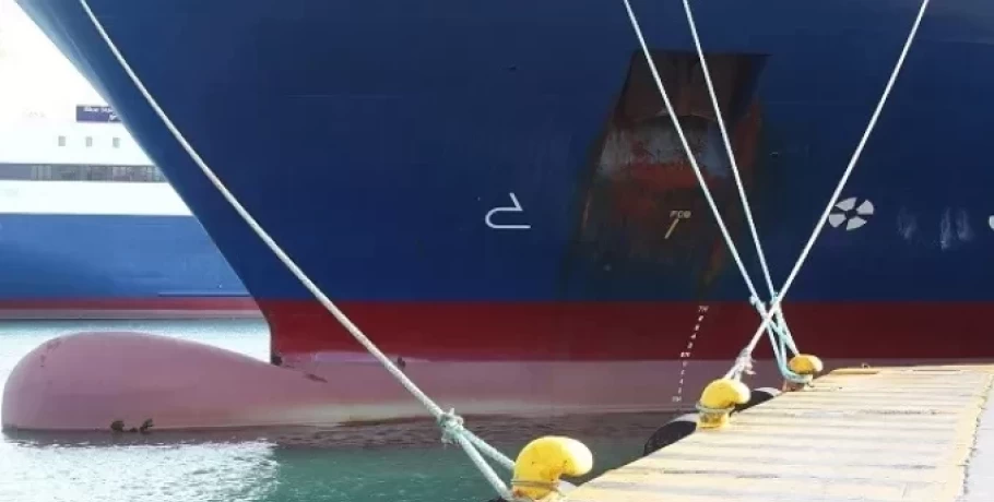 Εργατική Πρωτομαγιά: Δεμένα τα πλοία στα λιμάνια όλης της χώρας λόγω 24ωρης απεργίας