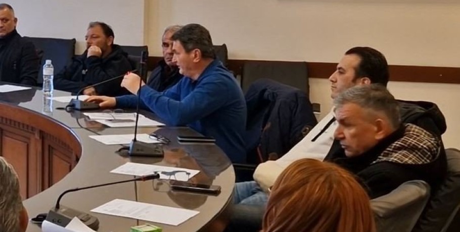 Κι όμως ο Τερζίδης έκανε παρατήρηση στη Δήμαρχο Σκύδρας…δεν το βλέπεις και συχνά!