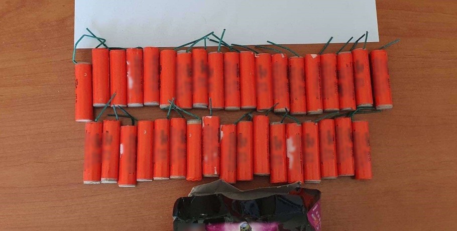 Σύλληψη για παράβαση νομοθεσίας περί βεγγαλικών