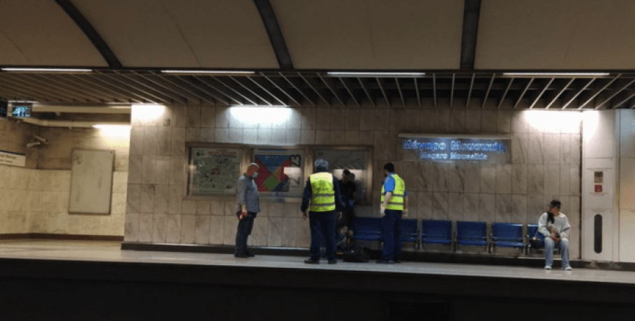 Αναστάτωση στον σταθμό μετρό «Μέγαρο Μουσικής» -Άνδρας βρέθηκε σε ημιλιπόθυμη κατάσταση