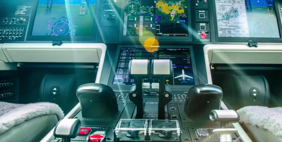 Συμμορία έβγαζε πλαστά διπλώματα σε πιλότους