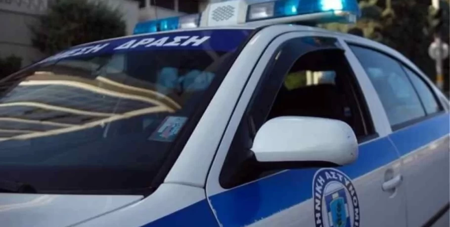 Ανήλικος πέταξε την κοκαΐνη όταν είδε τους αστυνομικούς στην Κοζάνη