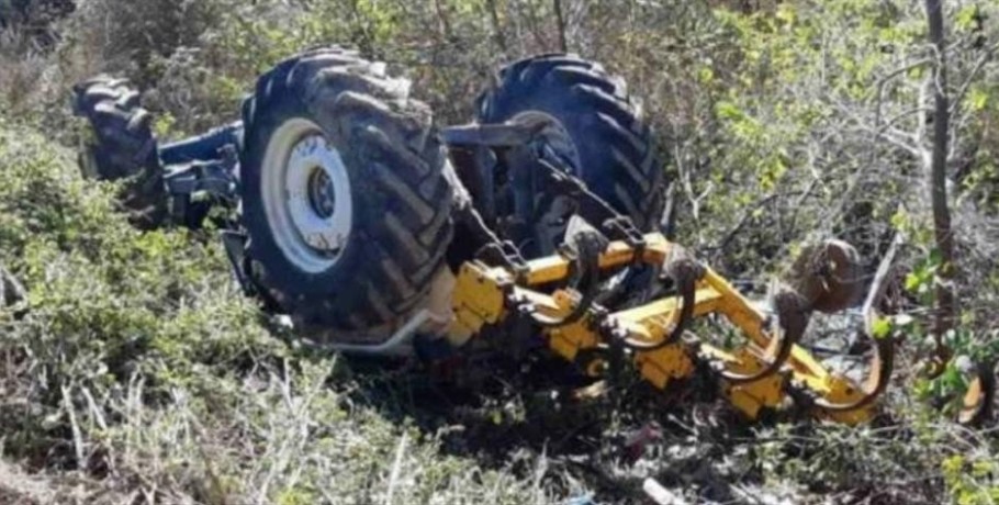 Τραγικό τέλος για αγρότη που εγκλωβίστηκε ανάμεσα σε τρακτέρ και ελιά