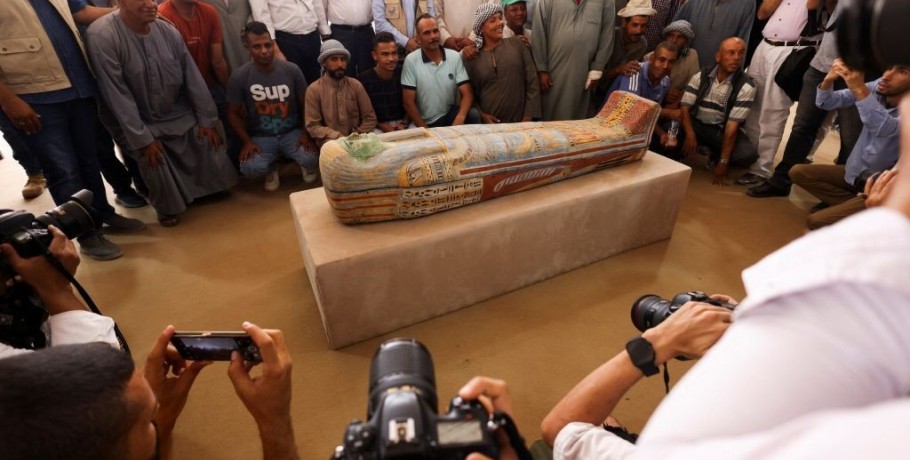 Αίγυπτος: Νεκροτομεία μουμιοποίησης ανθρώπων και ζώων ήρθαν στο φως έξω από το Κάιρο