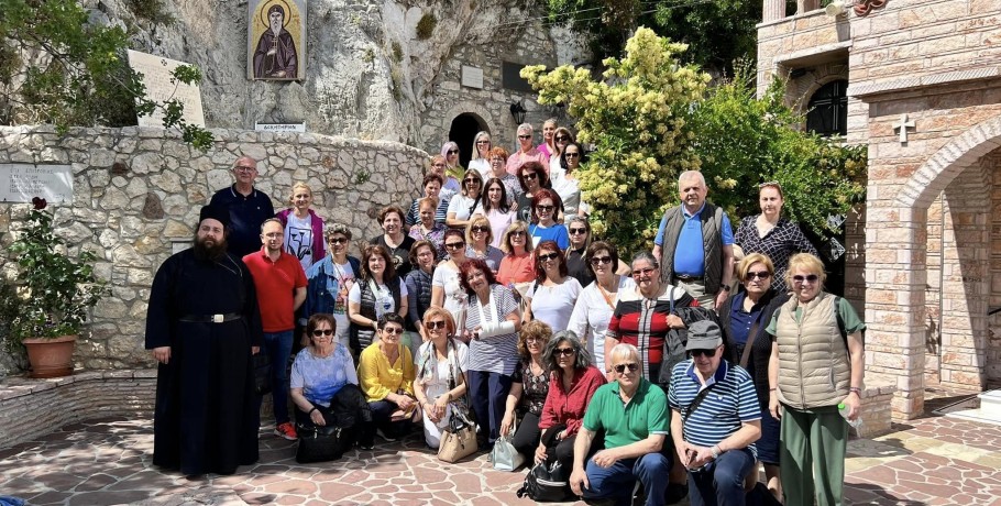 Στον Όσιο Πατάπιο προσκηνυτές από τα Γιαννιτσά