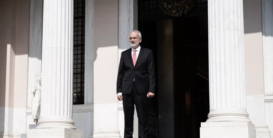 Ορκίζεται στις 12:00 η υπηρεσιακή κυβέρνηση -Όλοι οι νέοι υπουργοί για έναν μήνα