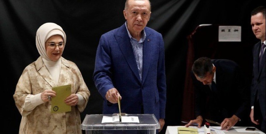 Τουρκία-προεδρικές εκλογές: Ερντογάν 57,1%, Κιλιτσντάρογλου 42,9%, στο 40% των ψηφοδελτίων