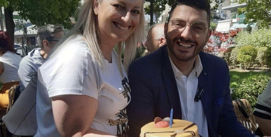 Οι ευχές της Μαρίας Παπαδοπούλου στον Αντώνη Ξυλουργίδη