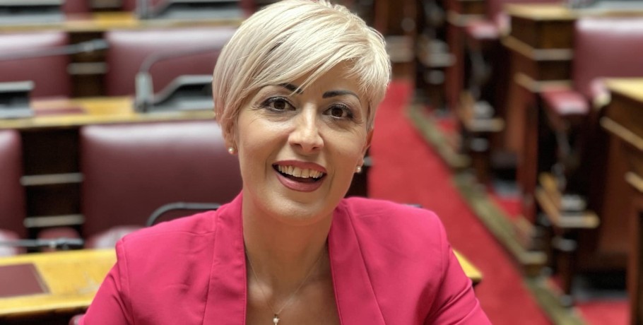 Πανευτυχής η Ραχήλ Αλεξανδρίδου - "ο αγώνας συνεχίζεται σταθερά και δυνατά"