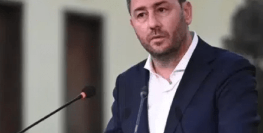 Ν. Ανδρουλάκης: Κρατάει την έδρα στη Θεσσαλονίκη για "ενίσχυση" στη Μακεδονία εν' όψει εκλογών
