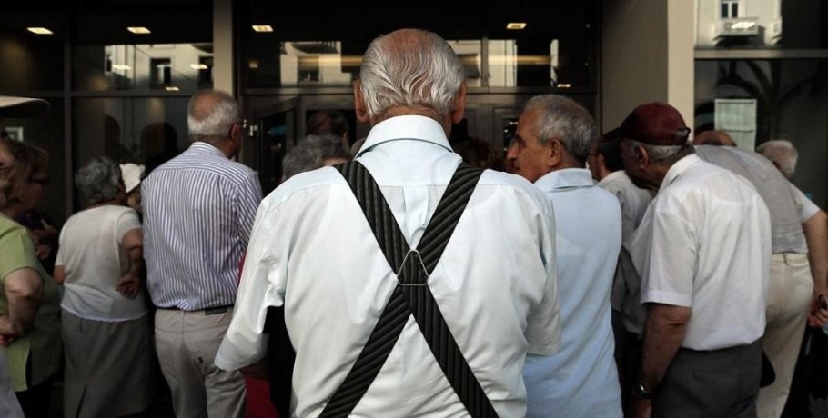 Συντάξεις: Διπλό «πριμ» για όσους βγουν μέσα στο 2023