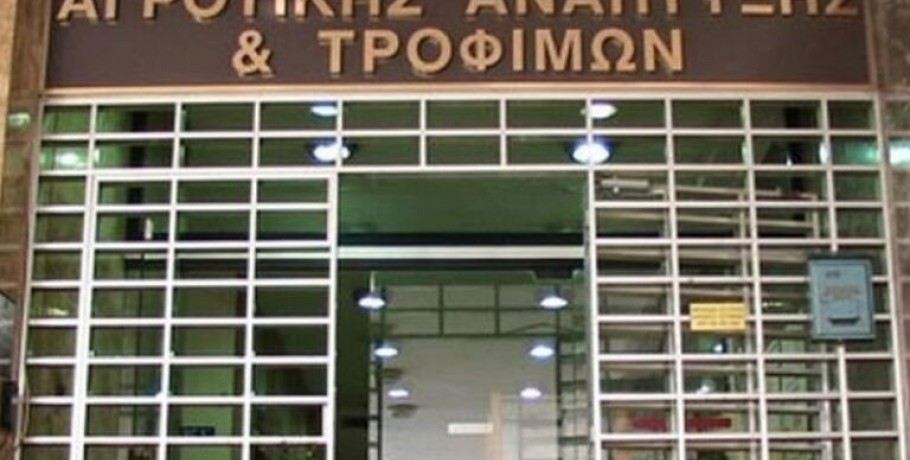 Παρέμβαση του υπουργού Αγροτικής Ανάπτυξης στο Συμβούλιο υπουργών Γεωργίας Ε.Ε. για τις ζημιές από την κλιματική κρίση ζητά ο Γιώργος Καρασμάνης