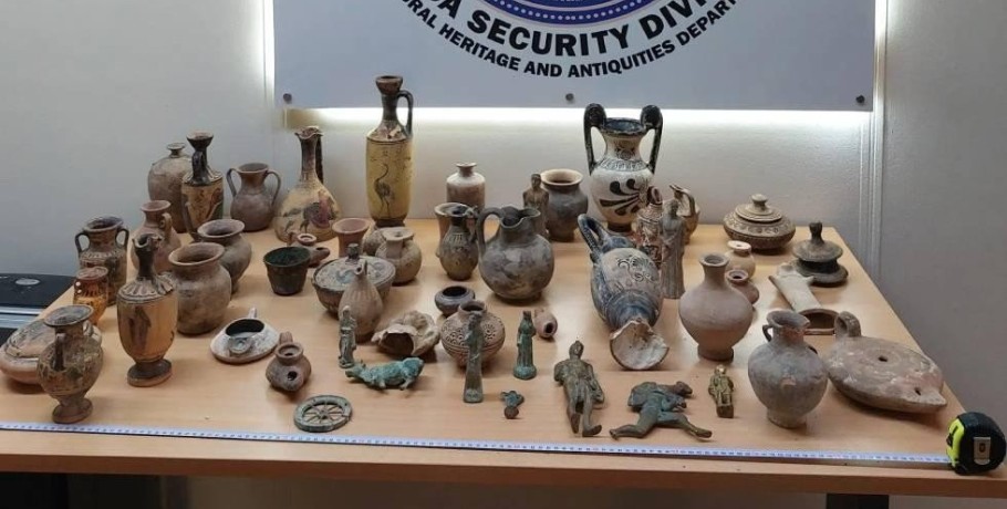 Αρχαία αντικείμενα εντόπισε η αστυνομία στην Πάρνηθα