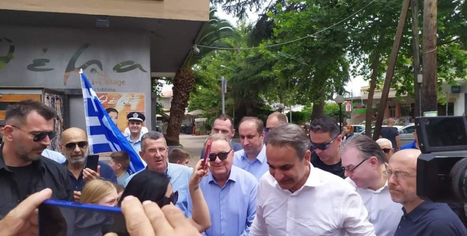 Γιώργος Καρασμάνης: Οι προσωπικές δεσμεύσεις Μητσοτάκη