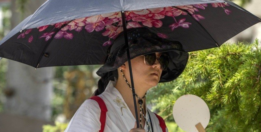«Βράζει» η Κίνα: Η θερμοκρασία στο Πεκίνο ξεπερνά τους 40 βαθμούς Κελσίου