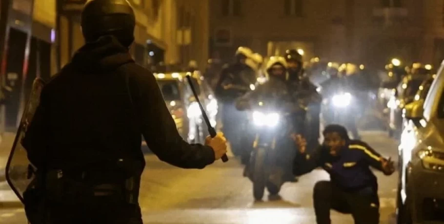 Επιστρέφει η ηρεμία στην Γαλλία: Ξεκίνησε η καταγραφή των ζημιών - Πάνω από 1 δισ. ευρώ το κόστος τους