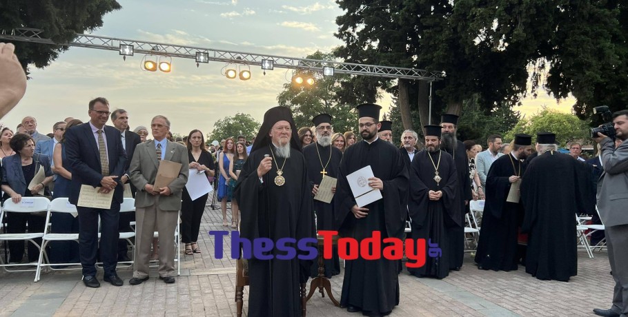 Οικουμενικός Πατριάρχης από Θεσσαλονίκη: Εκτυλίσσεται τρίτος παγκόσμιος πόλεμος εναντίον της φύσης