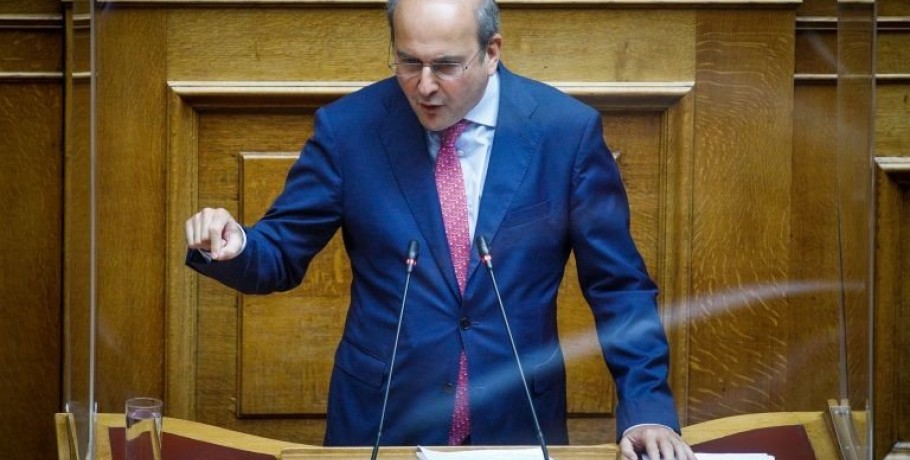 Χατζηδάκης: Ο μέσος δημόσιος υπάλληλος θα έχει όφελος 1.292 ευρώ μικτά το χρόνο