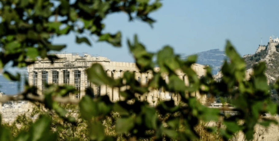 Σε στάση εργασίας στους αρχαιολογικούς χώρους οι φύλακες τις ημέρες του καύσωνα