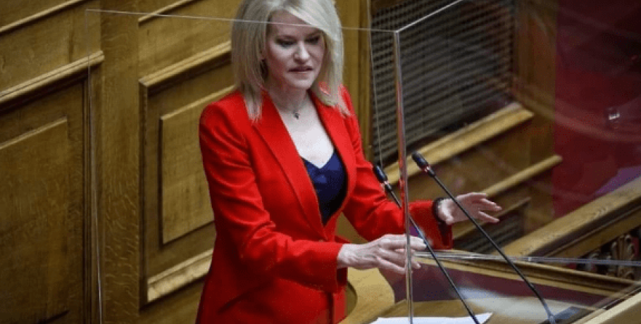 Παρέμβαση Τζάκρη απέναντι σε Χρυσοχοΐδη για τις καθυστερήσεις του ΕΚΑΒ